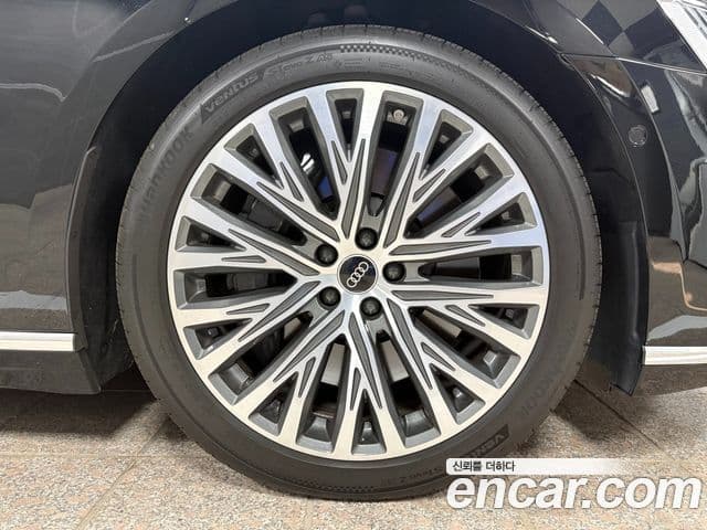Audi A8 (D5) 60 TFSI Quattro LWB, 2021 все фото