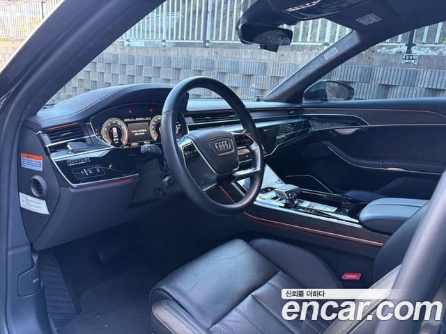 Audi A8 (D5) 60 TFSI Quattro LWB, 2021 10