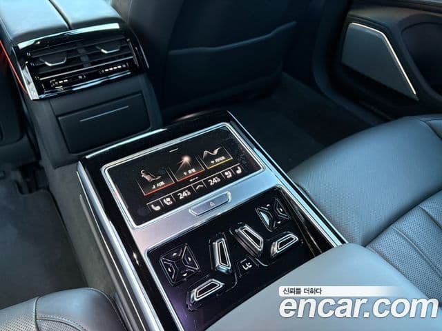 Audi A8 (D5) 60 TFSI Quattro LWB, 2021 15