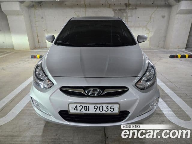 Hyundai Accent(новый кузов / новое поколение) Premier, 2013 3