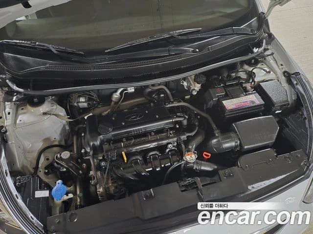 Hyundai Accent(новый кузов / новое поколение) Premier, 2013 6