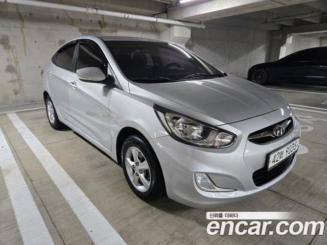 Hyundai Accent(новый кузов / новое поколение) Premier, 2013 19