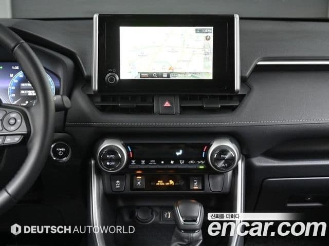 Toyota RAV4 5세대 2.5 2WD гибрид XLE, 2025 13