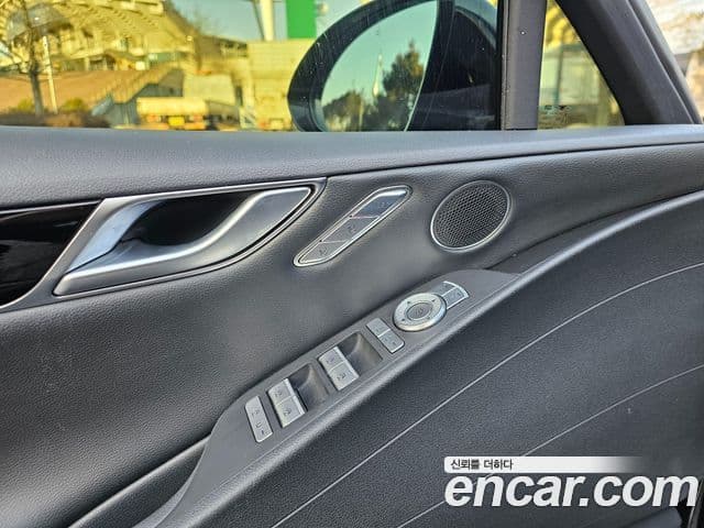 Genesis G80 (RG3), 2021 15