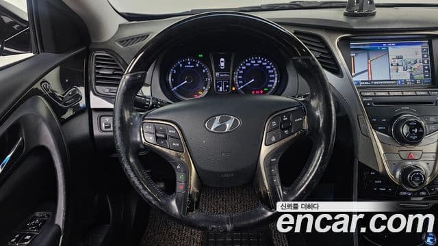 Hyundai Grandeur HG Luxury, 2012 13