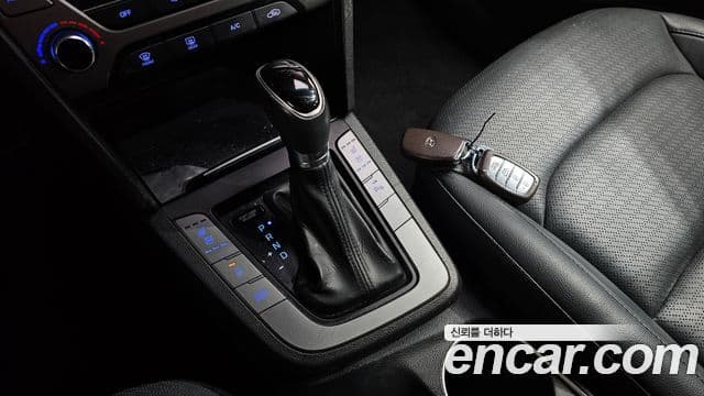 Hyundai Avante AD Premium, 2017 9