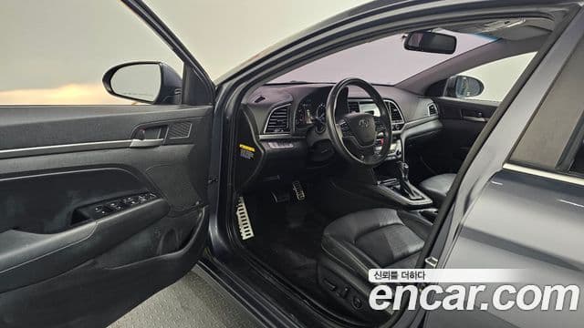 Hyundai Avante AD Premium, 2017 10