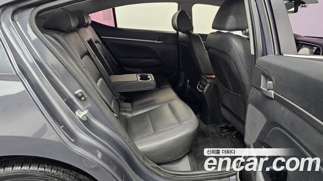 Hyundai Avante AD Premium, 2017 12