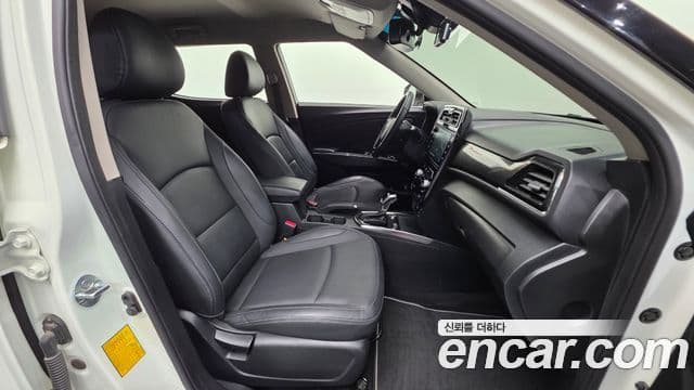 KG모빌리티(SsangYong) Berry New Tivoli V3, 2021 10