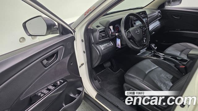 KG모빌리티(SsangYong) Berry New Tivoli V3, 2021 11