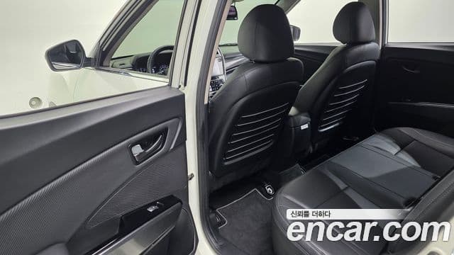 KG모빌리티(SsangYong) Berry New Tivoli V3, 2021 18