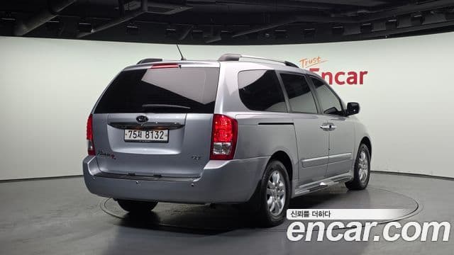 Kia Carnival R R Special, 2011 2