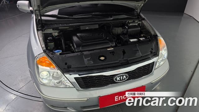 Kia Carnival R R Special, 2011 6