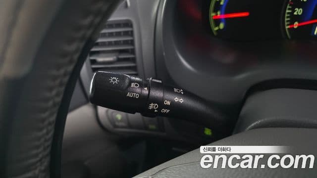 Kia Carnival R R Special, 2011 18