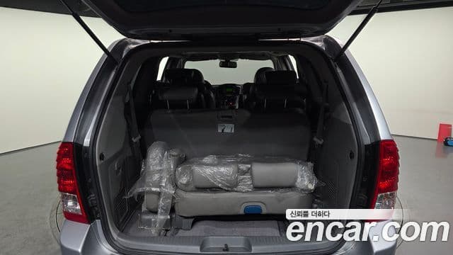 Kia Carnival R R Special, 2011 20