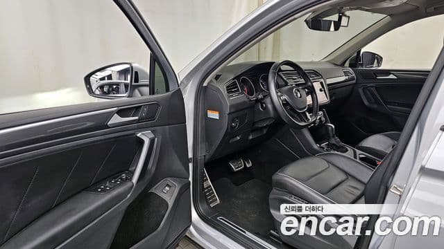 Volkswagen Tiguan 2세대 Premium, 2020 10