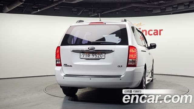 Kia Carnival R топовая версия, 2013 4