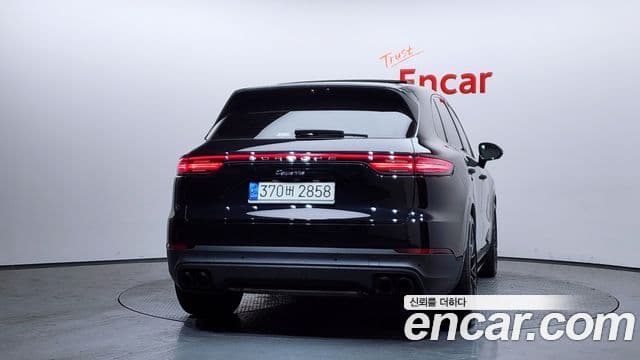 Porsche Cayenne (PO536), 2021 4