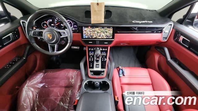 Porsche Cayenne (PO536), 2021 7