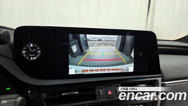 Lexus ES300h 7세대 F-Sport Design пакет, 2024 15