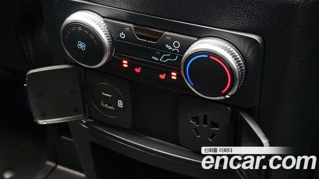 Ford Explorer 6세대 2.3 Limited 4WD, 2021 17