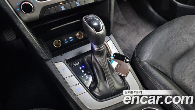 Hyundai Avante AD 1.6 GDI Value Plus, 2018 9