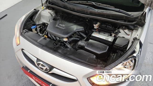 Hyundai Accent(новый кузов / новое поколение) Premier, 2012 6