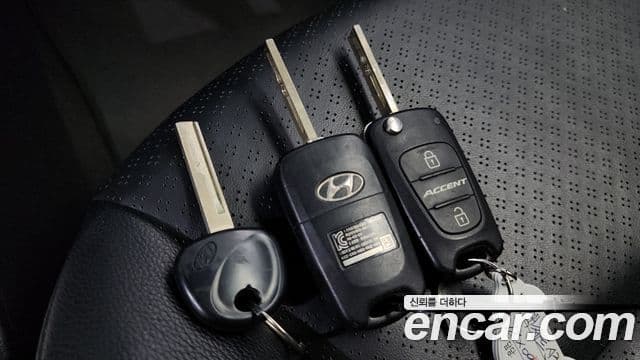 Hyundai Accent(новый кузов / новое поколение) Premier, 2012 20