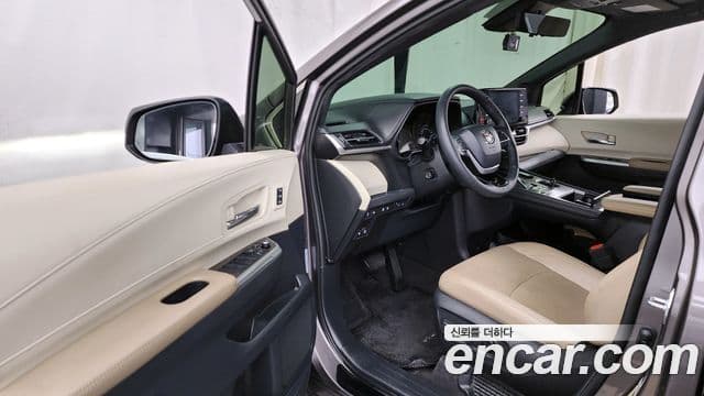 Toyota Sienna 4세대, 2022 10