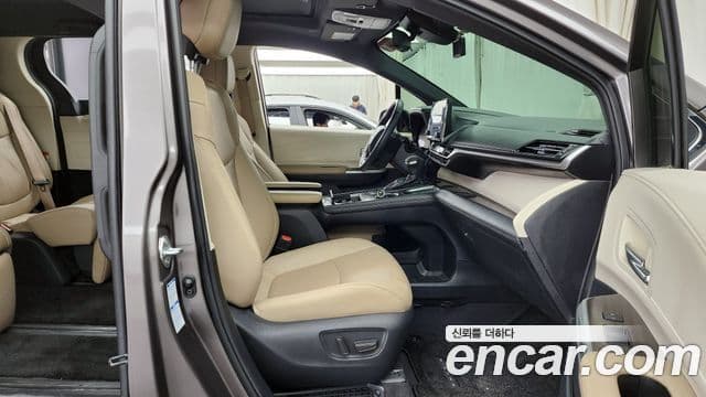 Toyota Sienna 4세대, 2022 12