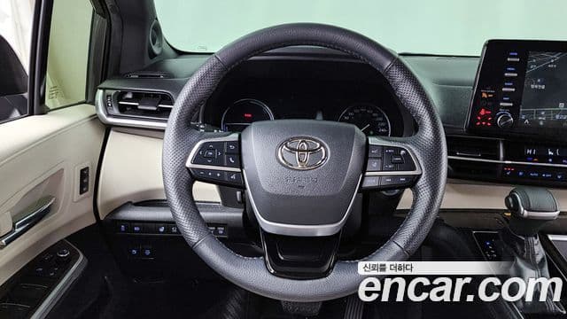 Toyota Sienna 4세대, 2022 14