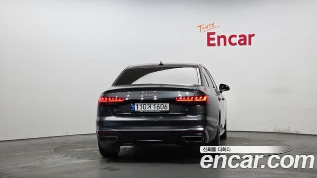 Audi A4 (B9) Premium, 2023 4