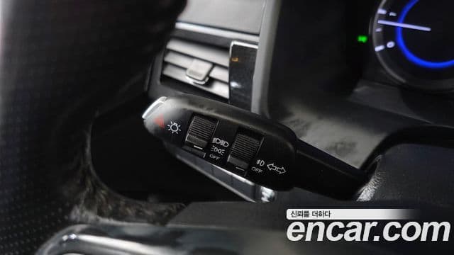 KG모빌리티(SsangYong) Rexton Sport Wild, 2020 18