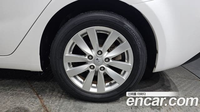 Kia K3 Trendy, 2015 все фото