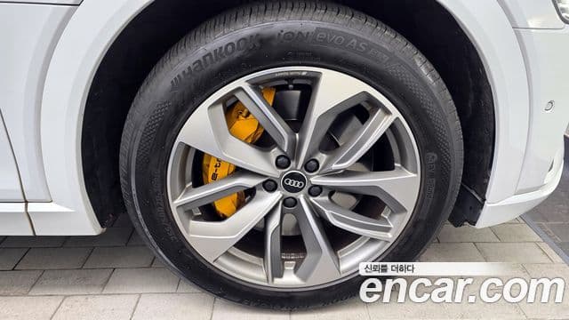 Audi e-Tron, 2021 все фото