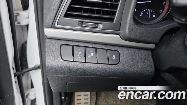 Hyundai Avante AD 1.6 GDI Value Plus, 2018 13