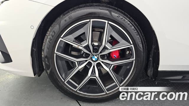 BMW 5시리즈 (G60) 520i Special Edition, 2025 все фото