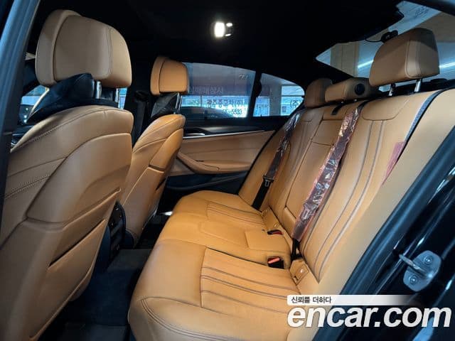 BMW 5시리즈 (G30) 520i M Sport, 2023 11