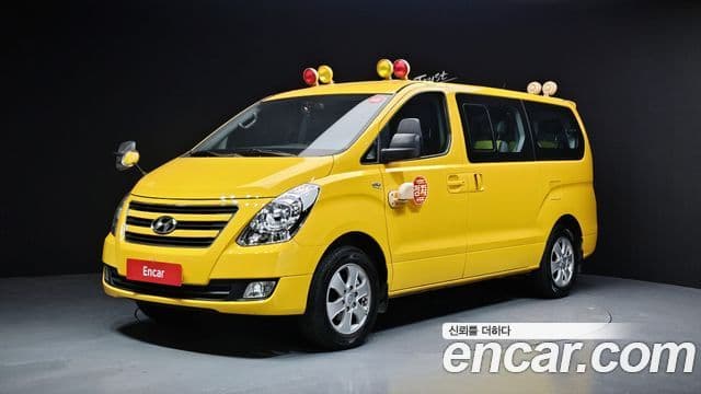 Hyundai Grand Starex 4WD детский перевозочный автомобиль, 2017 1