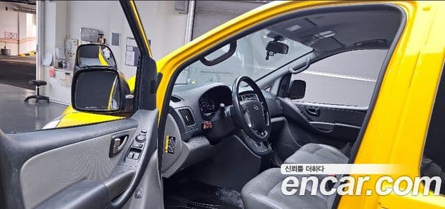 Hyundai Grand Starex 4WD детский перевозочный автомобиль, 2017 10