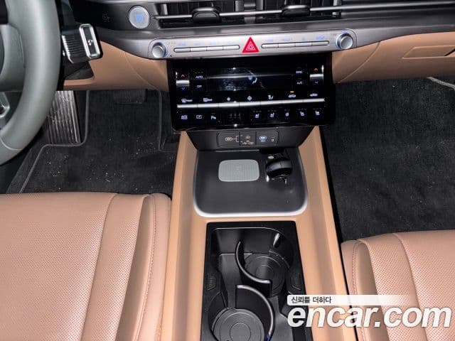 Hyundai Grandeur (GN7) Premium, 2026 12