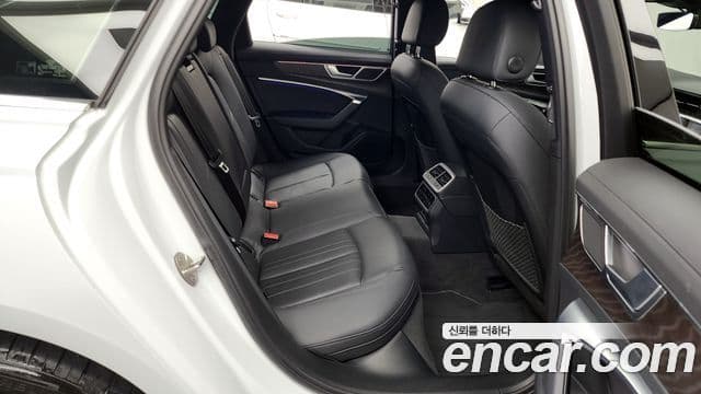 Audi A6 (C8) Premium, 2022 12