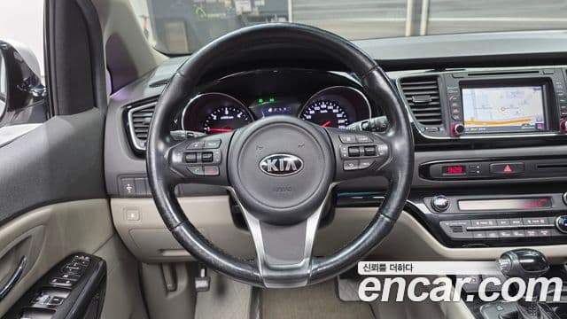 Kia All New Carnival Prestige, 2016 13