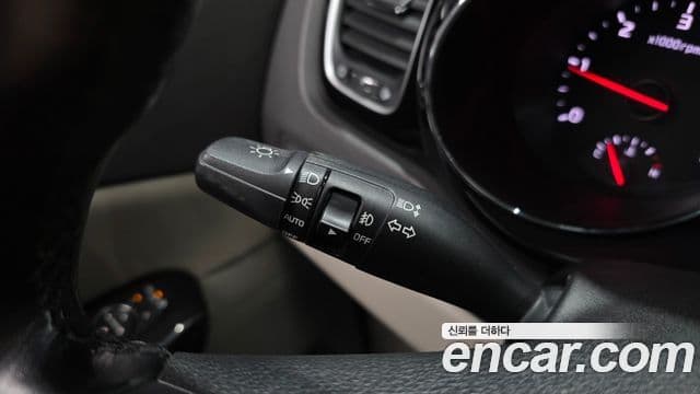 Kia All New Carnival Prestige, 2016 16