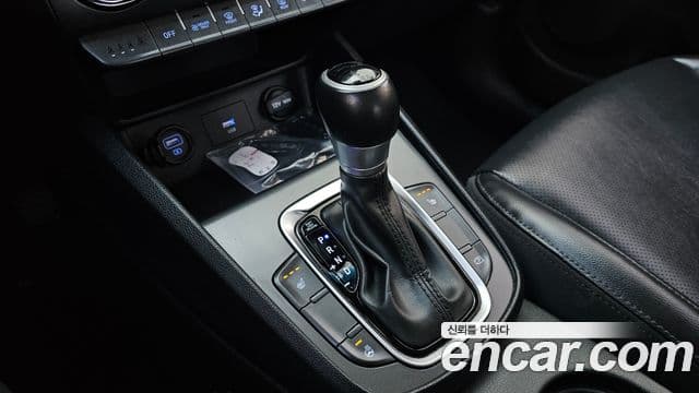 Hyundai The / новый New Kona гибрид Modern, 2022 9