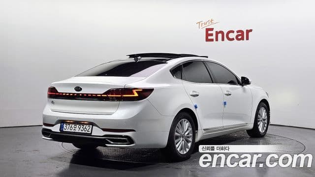 Kia K7 Premier 3.0 LPI Trendy(арендный автомобиль), 2020 2