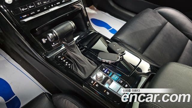 Kia K7 Premier 3.0 LPI Trendy(арендный автомобиль), 2020 9