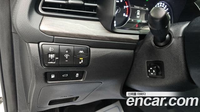 Kia K7 Premier 3.0 LPI Trendy(арендный автомобиль), 2020 13