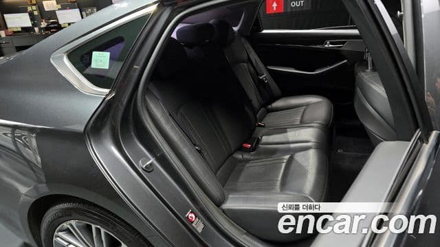 Genesis G80 Luxury, 2018 12