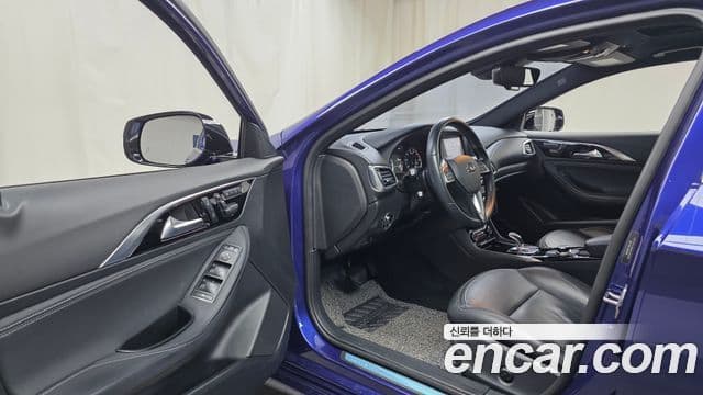 Infiniti Q30 2.0 Essential, 2019 10